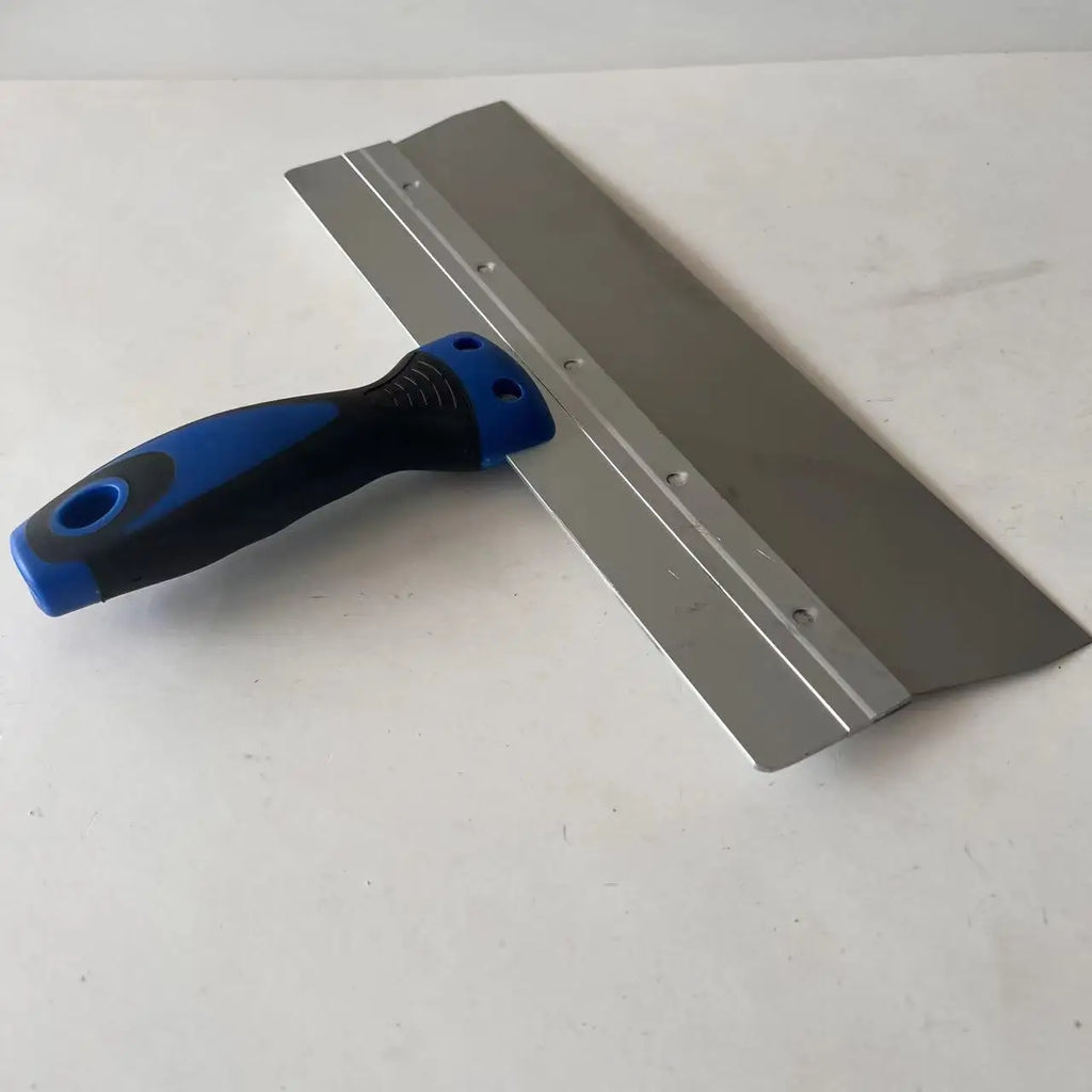 Taping Knives